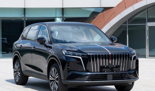 九融配资端 红旗HS6 PHEV前瞻：轴距2925mm 或售18.98万元起